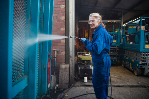 Best Oil Spill Cleanup  in London, OH